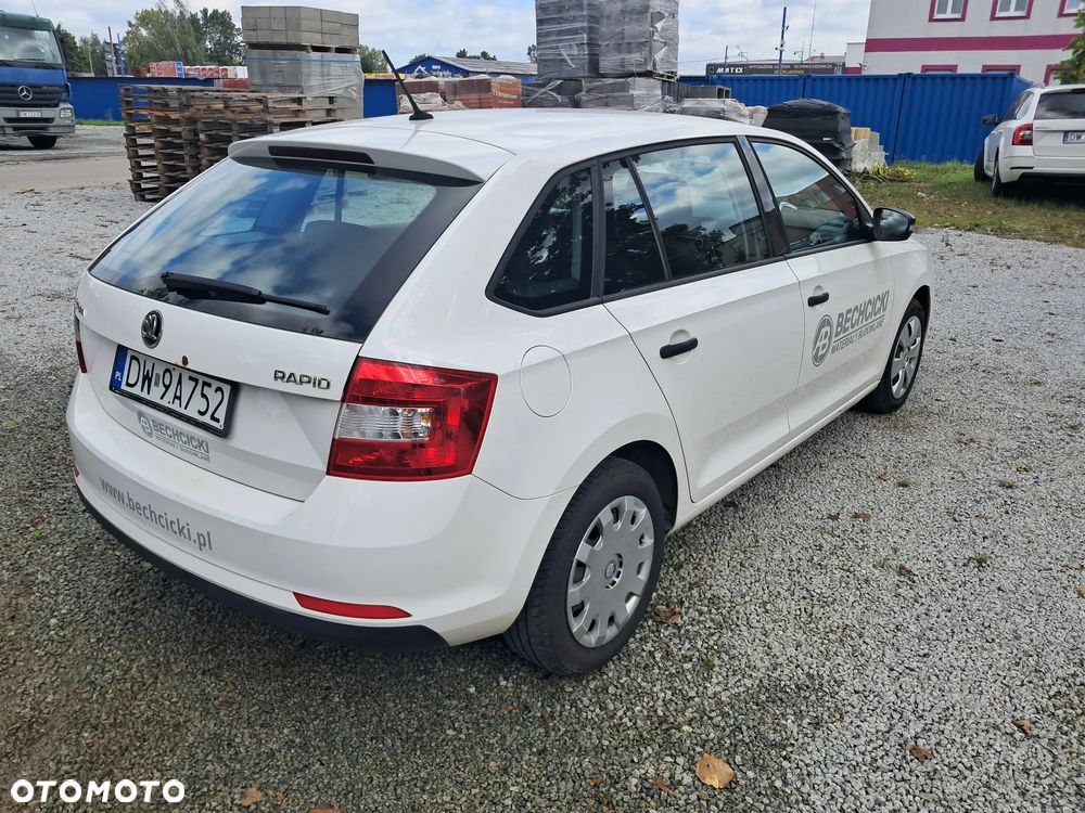 Skoda RAPID 1.2 TSI Active - 4