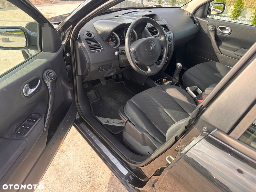 Renault Megane 1.6 Confort Expression - 8