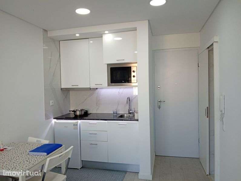 EXCLUSIVO -Estudio com vista mar,perto praia em Paço de Arcos,248 000€ - Grande imagem: 5/8