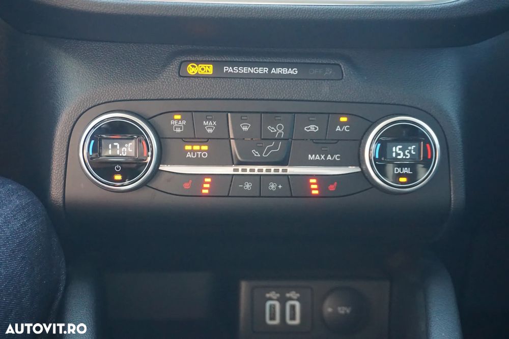 Ford Kuga - 9