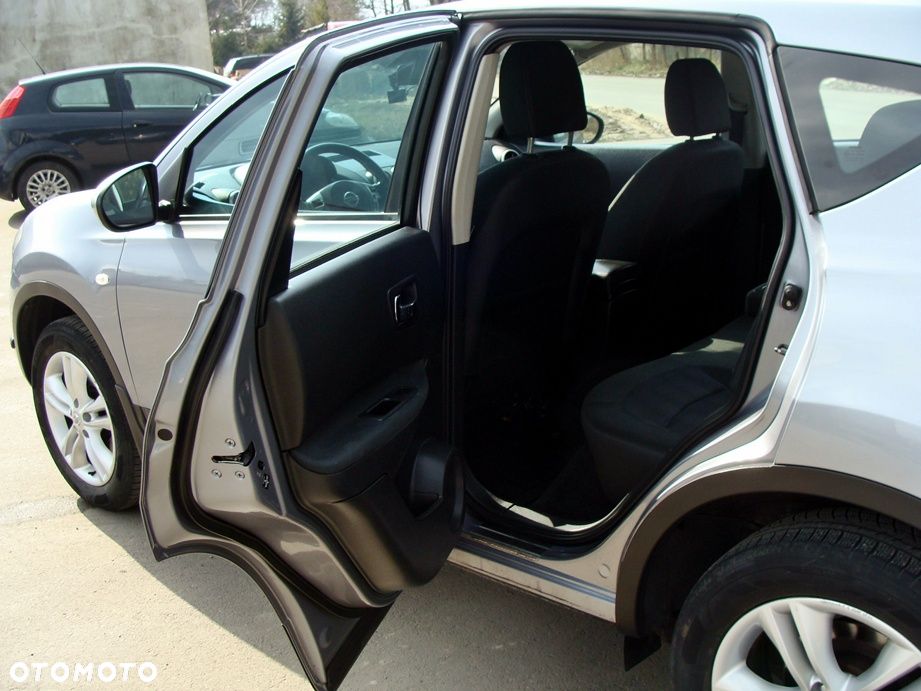 Nissan Qashqai 2.0 Acenta Pack - 19