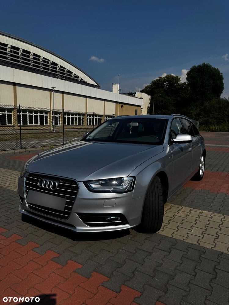 Audi A4 Avant - 1