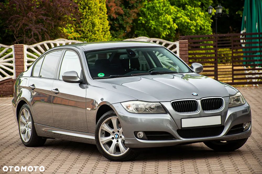 BMW Seria 3 - 34