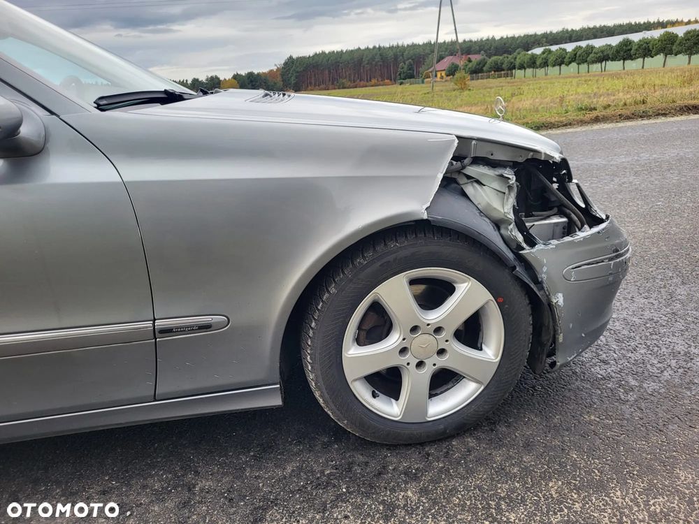 Mercedes-Benz Klasa E - 12