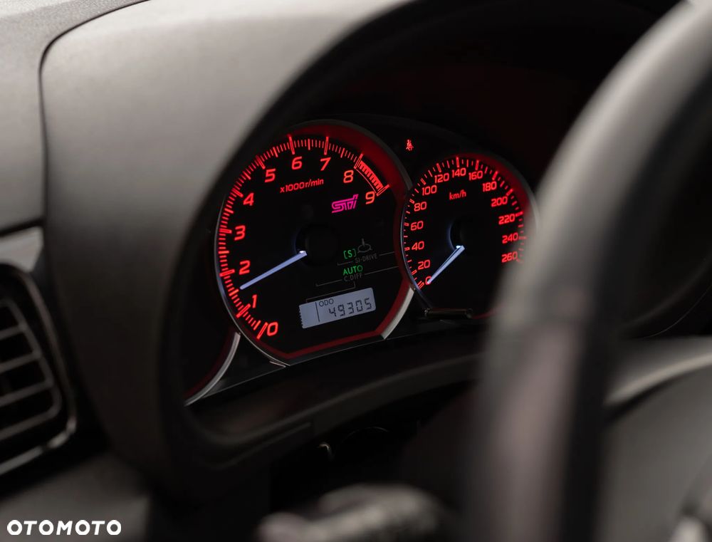 Subaru Impreza STI - 10