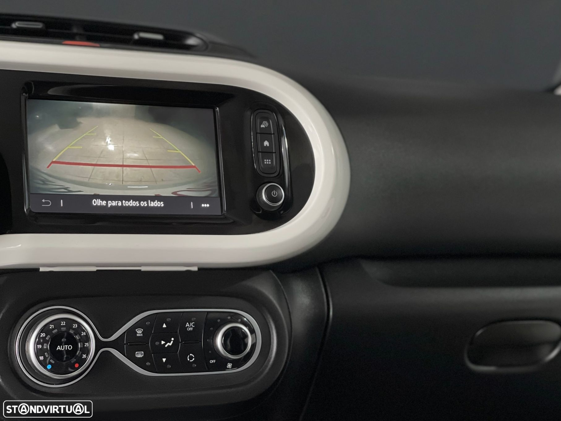 Renault Twingo 1.0 SCe Intens - 6