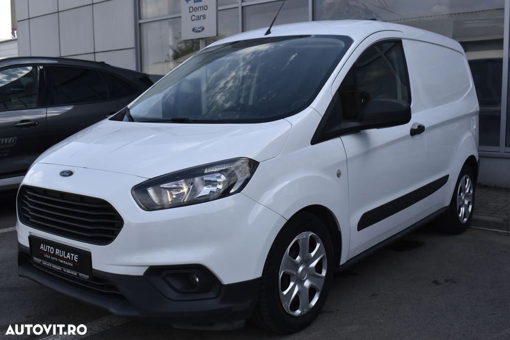 Ford Transit Courier - 2