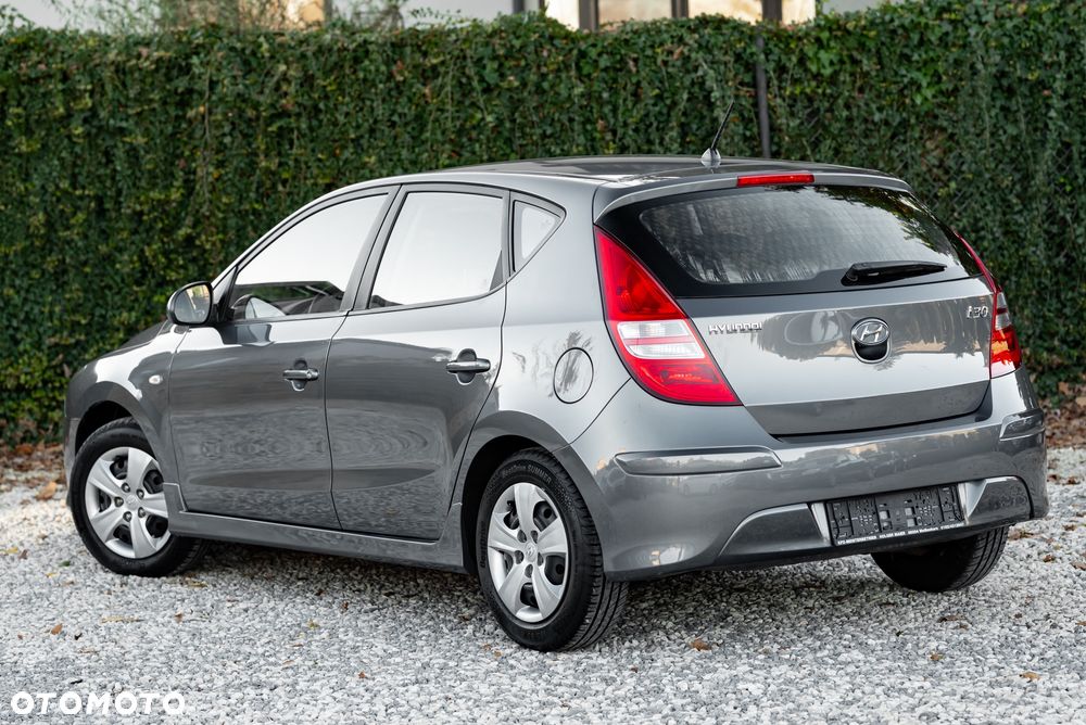 Hyundai i30 1.4 Classic - 8