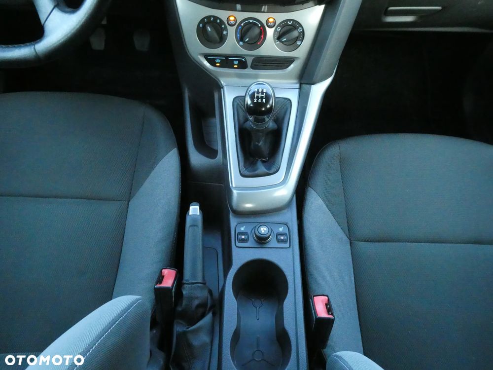 Ford Focus - 17