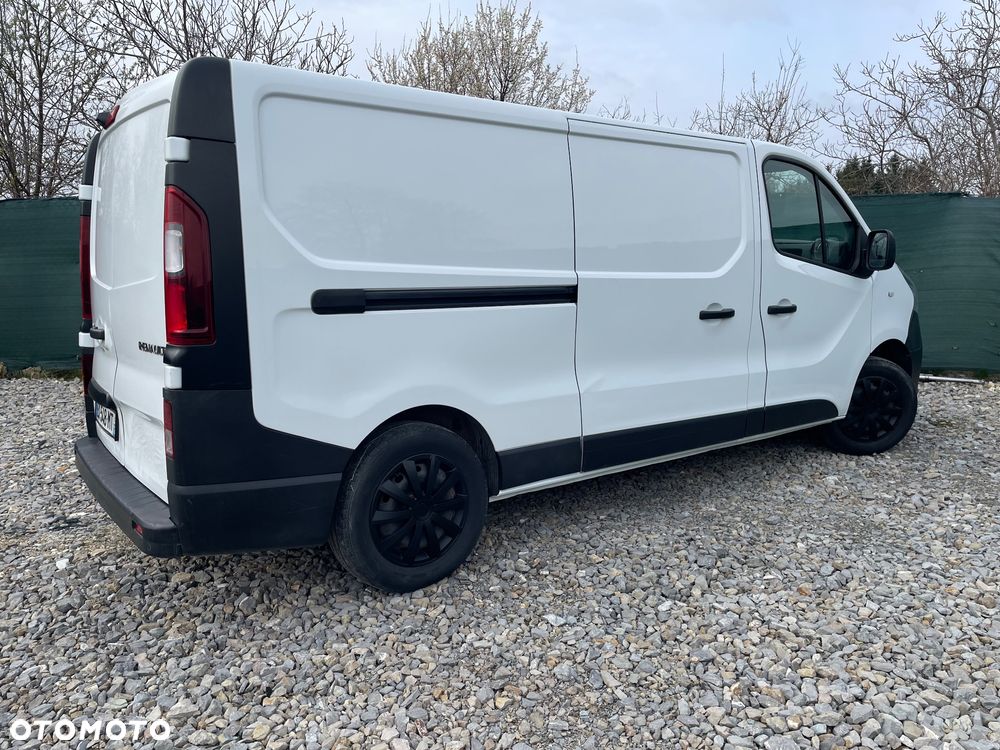 Renault Trafic - 19