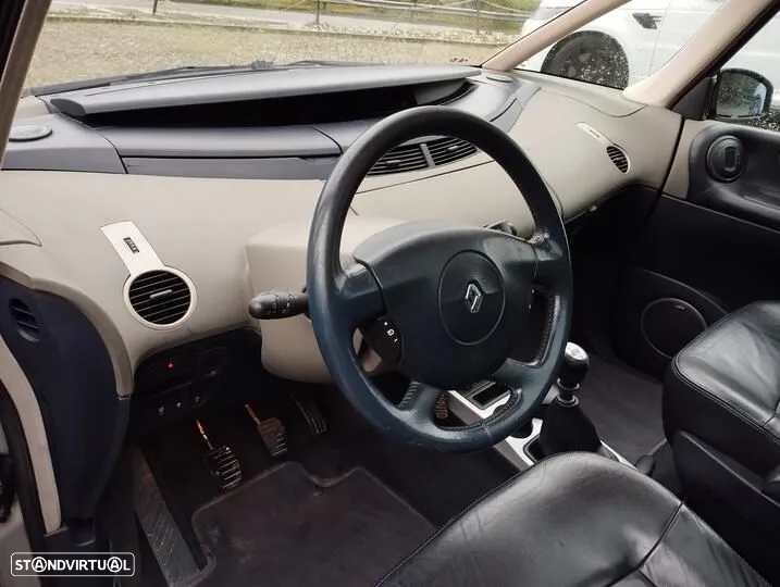 Renault Espace 2.2 dCi Initiale 6L - 17