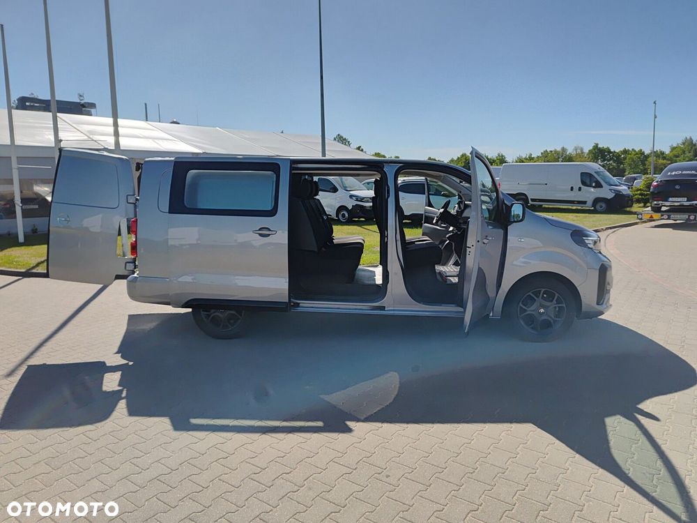 Opel Vivaro - 18