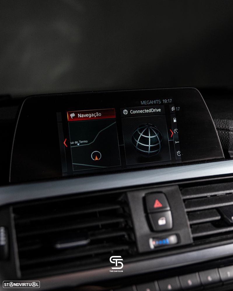 BMW 318 d Aut. Sport Line - 18