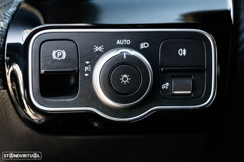 Mercedes-Benz A 250 Limousine e 8G-DCT Style - 17