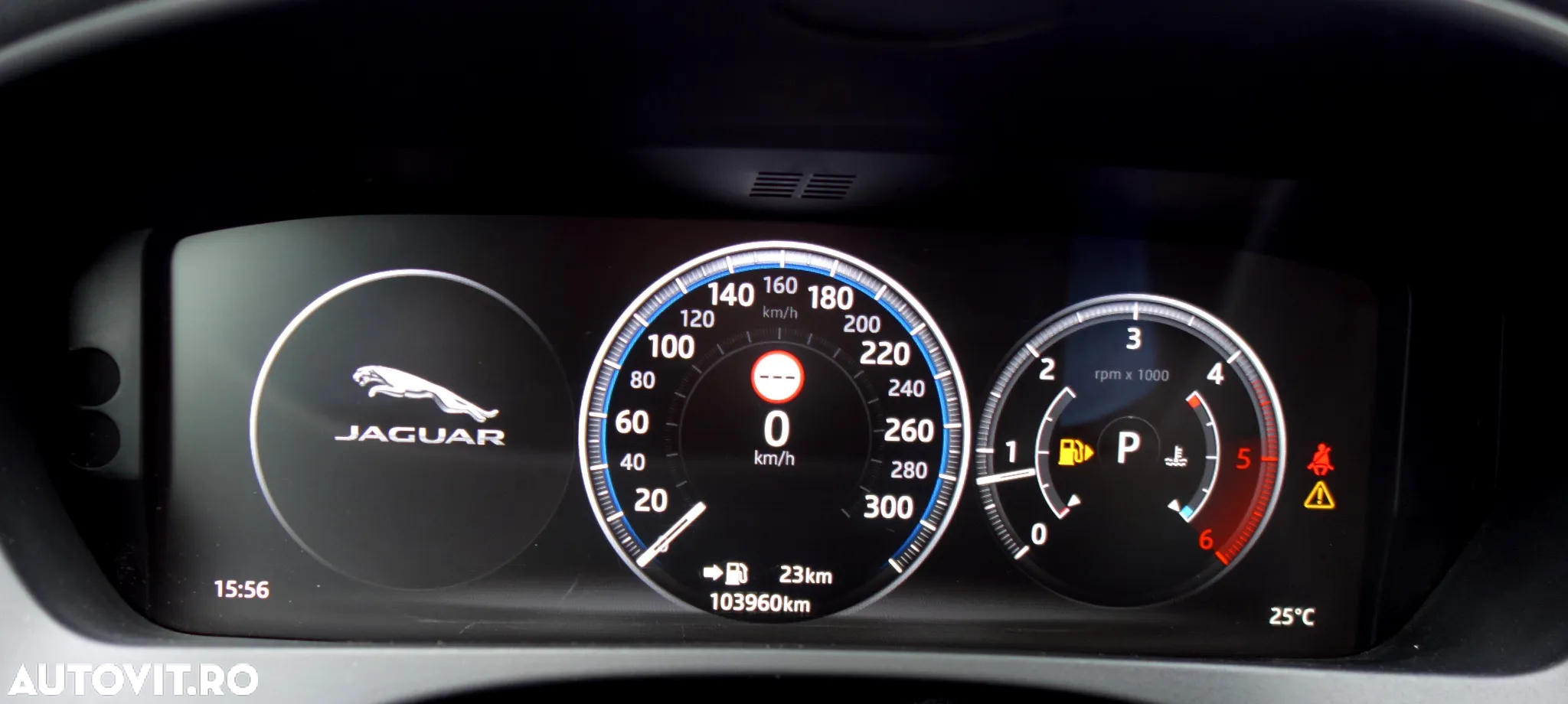 Jaguar F-Pace 20d RWD Pure - 7