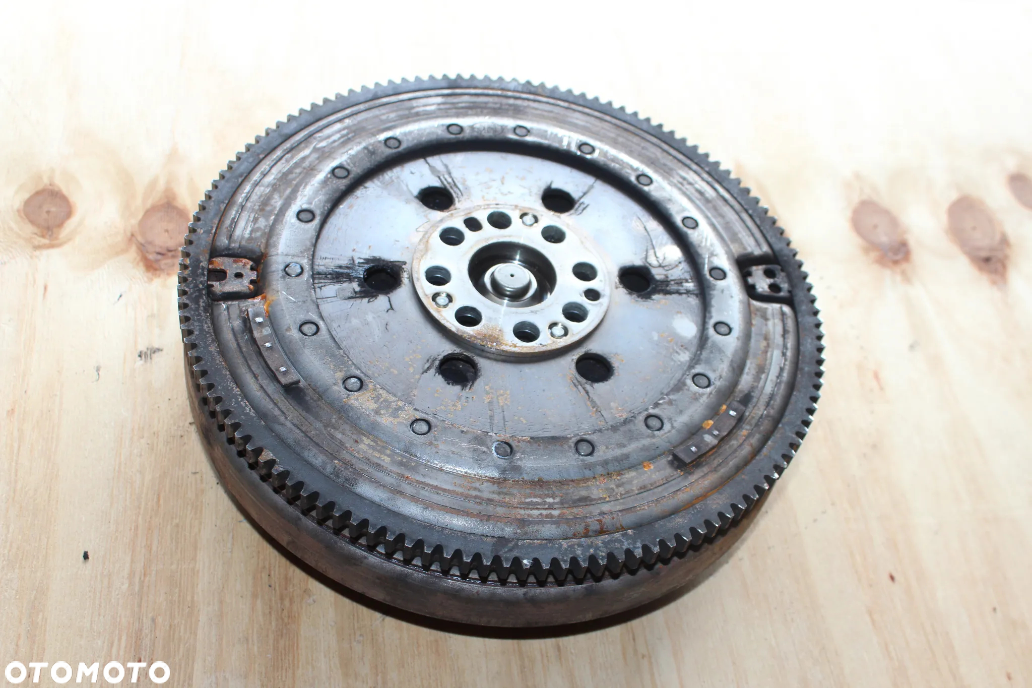 KOŁO DWUMASOWE BMW E87 E90 E92 N47 7594958 2011 - 9