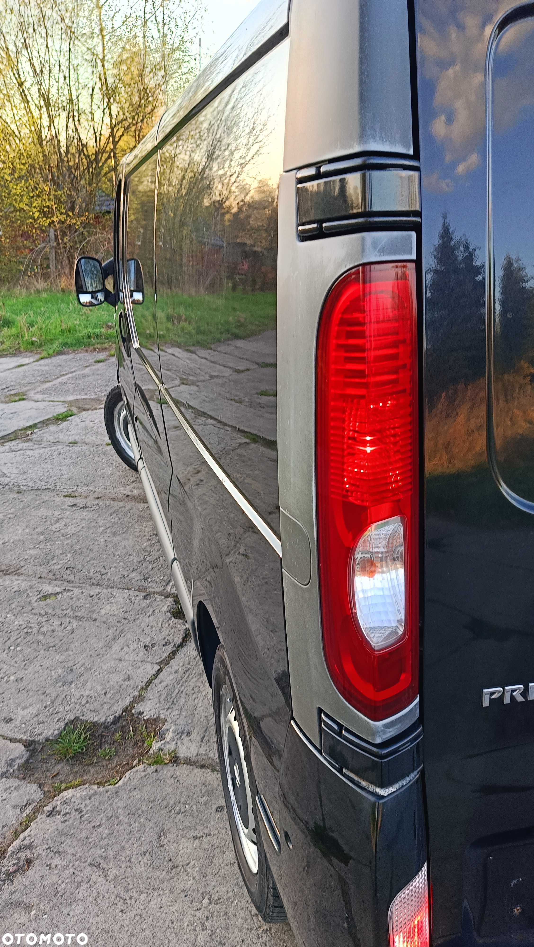 Nissan Primastar 2014 r klimatyzacjia długi long Trafic Vivaro - 10
