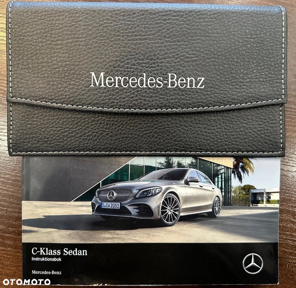 Mercedes-Benz Klasa C 300 d 4Matic 9G-TRONIC AMG Line - 34