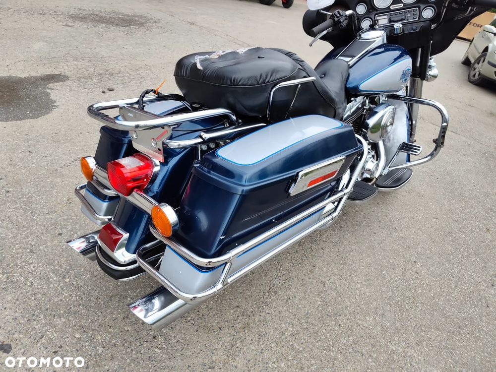 Harley-Davidson FLHT Electra Glide Standard - 34