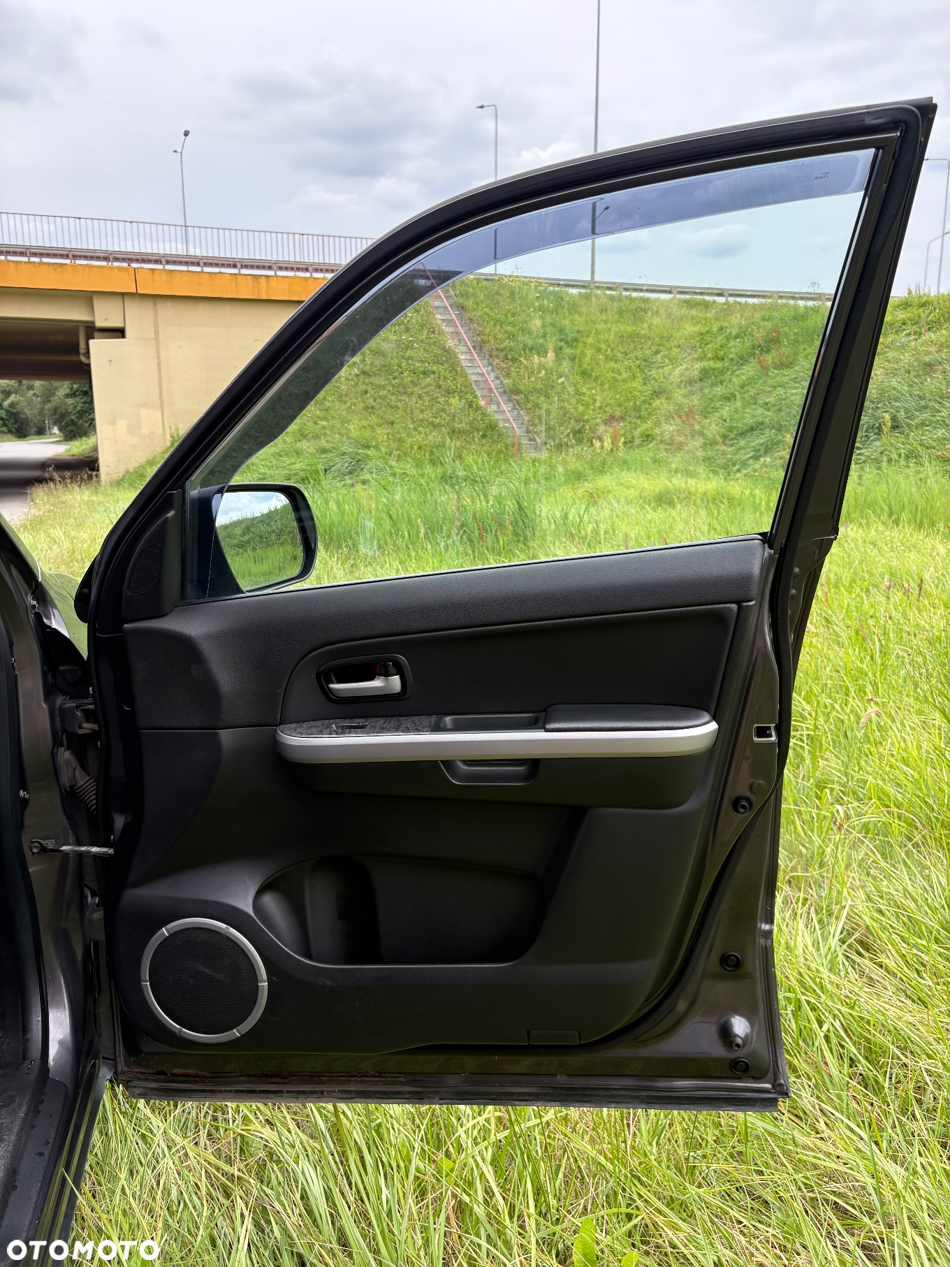Suzuki Grand Vitara 1.9 DDiS - 31