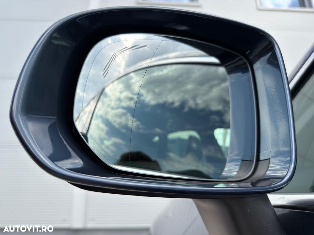 Volvo XC 60 B5 MHEV AT8 AWD Inscription - 35