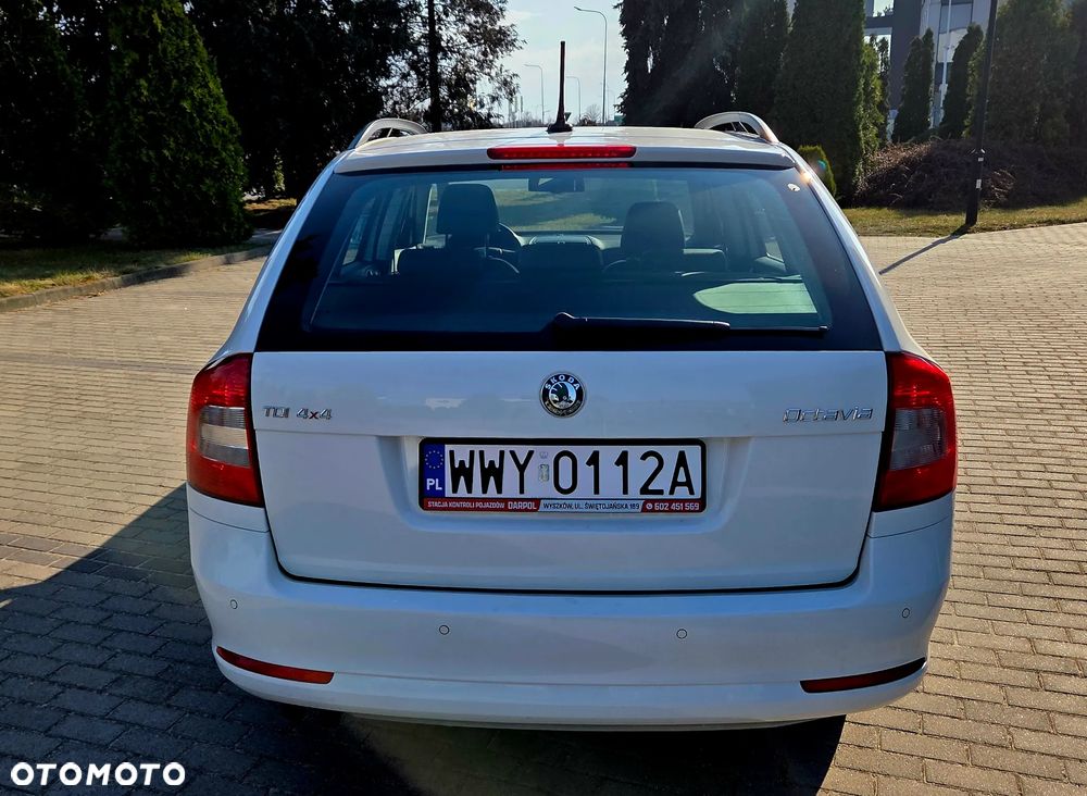 Skoda Octavia 1.6 TDI 4x4 Elegance - 9