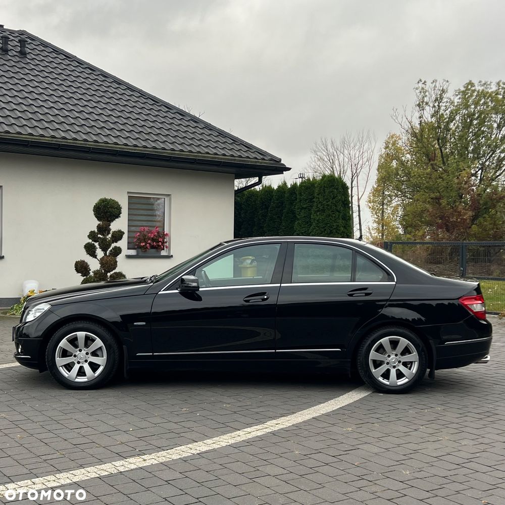 Mercedes-Benz C-Class 2010 photo 5