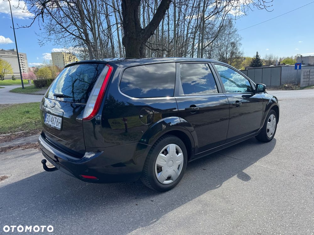 Ford Focus 1.8 FF Ambiente - 3