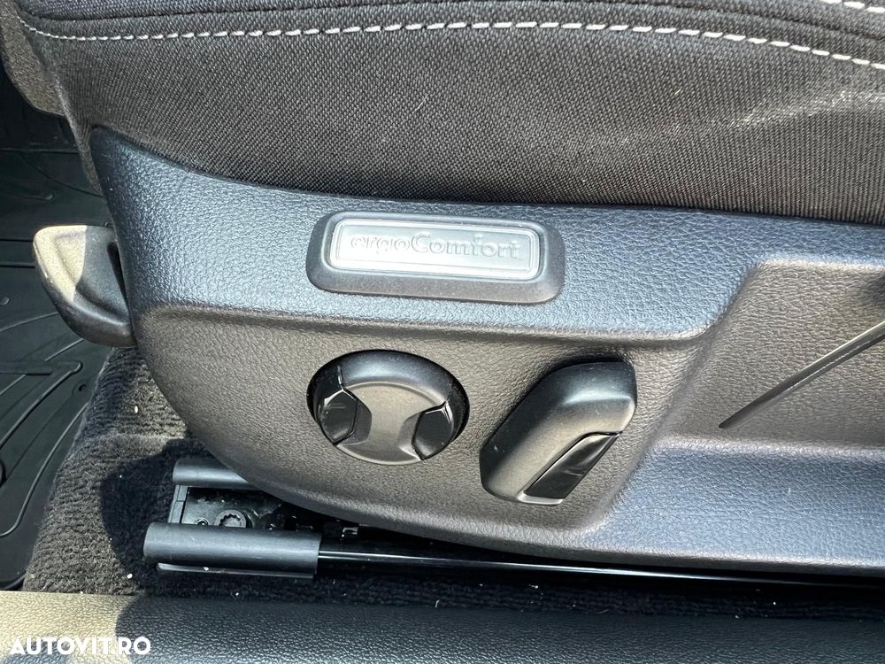 Volkswagen Passat 1.6 TDI (BlueMotion Technology) Comfortline - 23