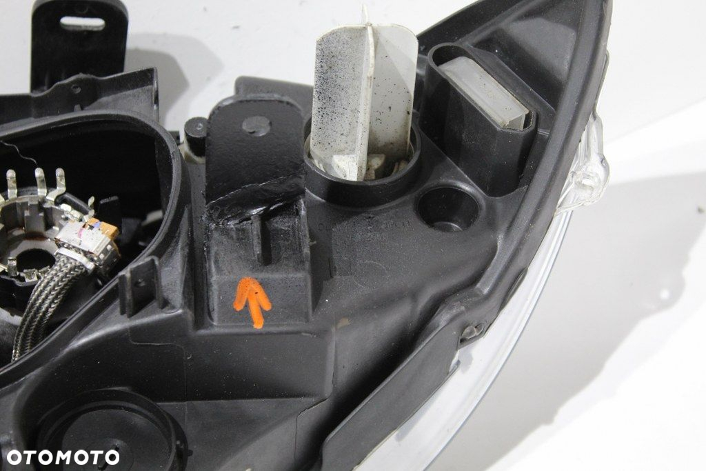 BMW 1 E81 E87 Xenon Lift Prawy Brak Uszka Lampa Przód Europa - 3