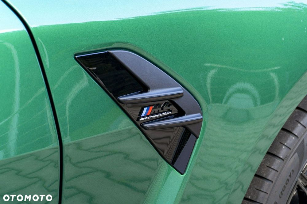 BMW M4 Competition M xDrive - 11