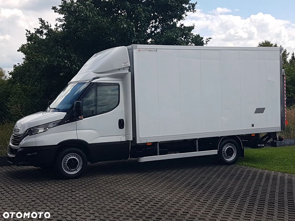 Iveco DAILY WINDA 8EP KONTENER KLIMA 4,20x2,10x2,03 KRAJOWY 35S16  3,0-160KM MANUAL 6-BIEGÓW - 2