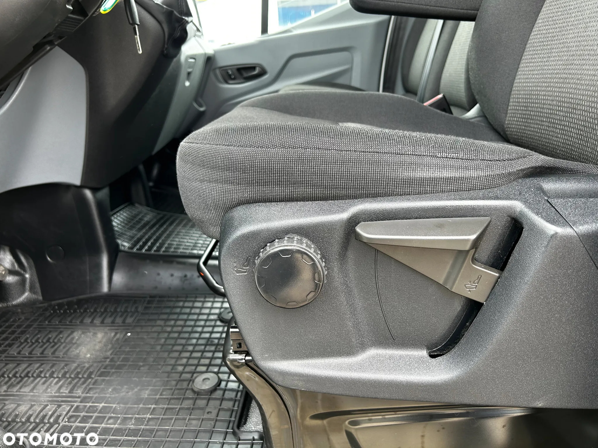 Ford Transit - 10