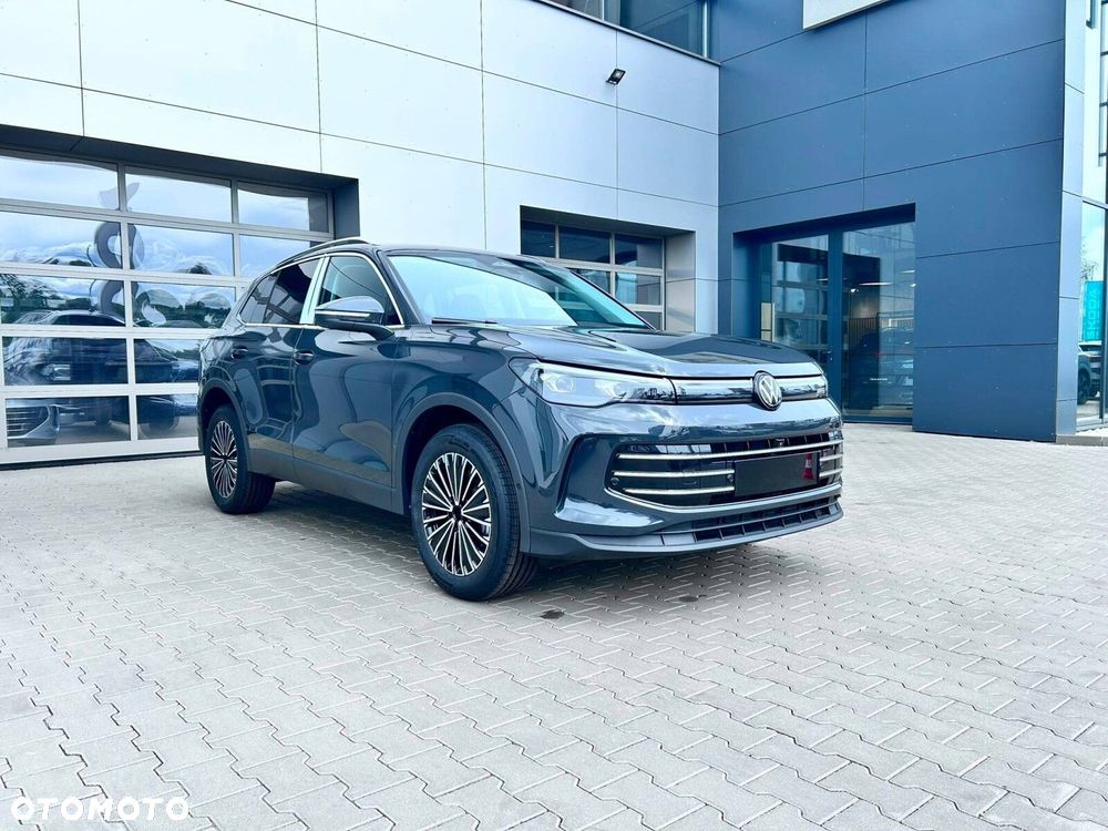 Volkswagen Tiguan - 3