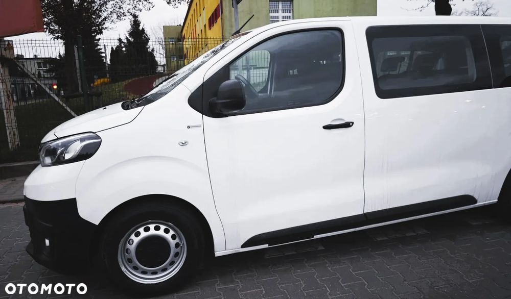 Toyota ProAce Kombi 1.5 D-4D Long 2,7t - 5