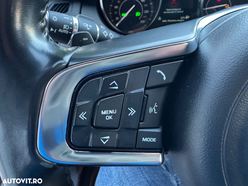 Jaguar F-Pace 20d Aut. R-Sport - 11