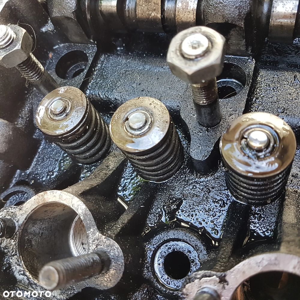 zawór sprężyna piesek zabezpieczenie uszczelka wtrysku świeca żarowa  z głowicy 9200841 aixam ligier baroder italcar focs lombardini yanmar microcar js jdm chatenet belier grecav diesel na części ldw 602 ldw 502 lombardini 9200463 traktorek koparka kubota Lombardini LDW502 Focs , LDW502 Progress , LDW502 Euro4 Progress mam wszystkie części - 7