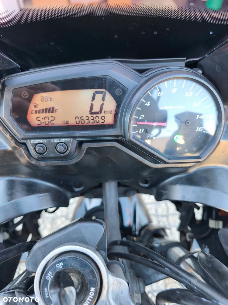 Yamaha FZ6 - 2