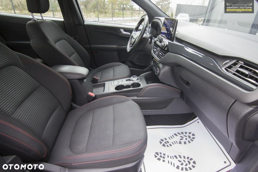 Ford Kuga 2.5 Duratec FHEV ST-LINE X - 28