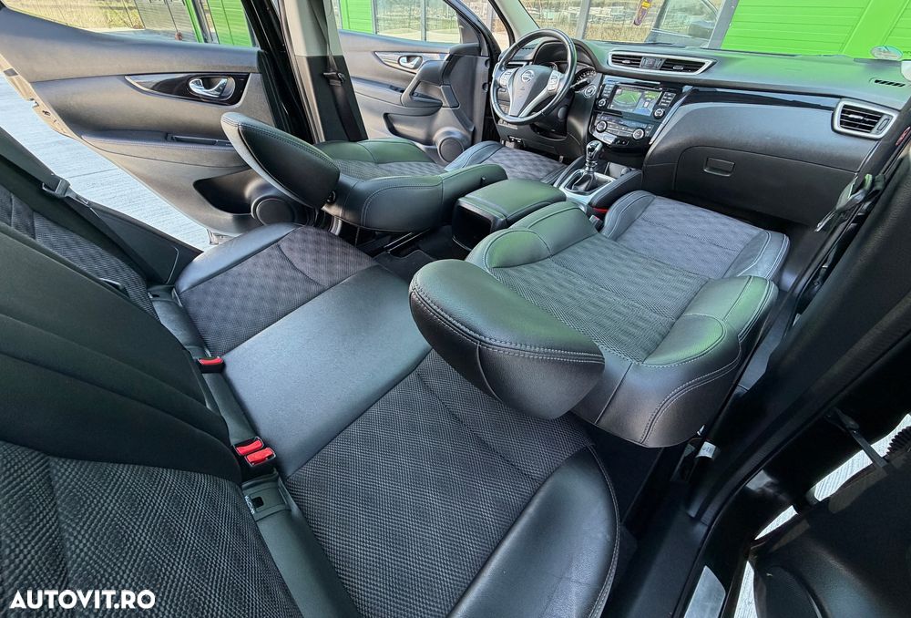 Nissan Qashqai 1.5 DCI TEKNA+ - 6