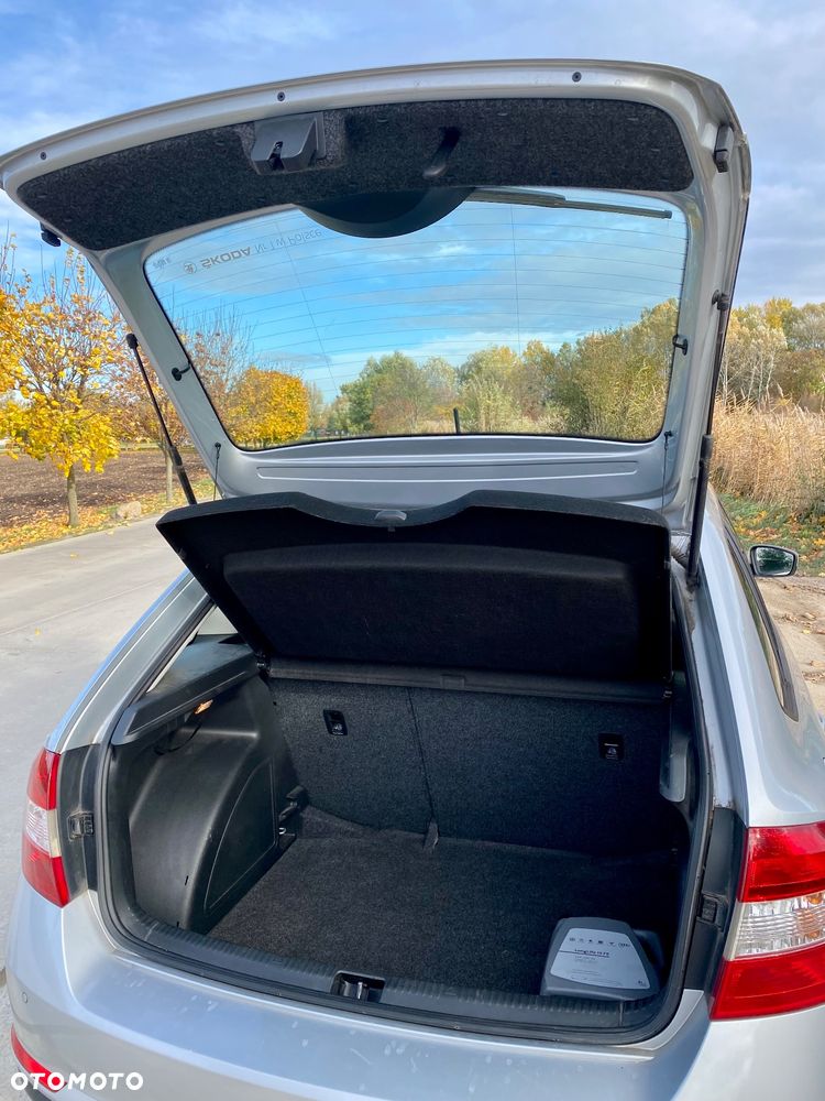 Skoda RAPID 1.2 TSI Ambition - 6