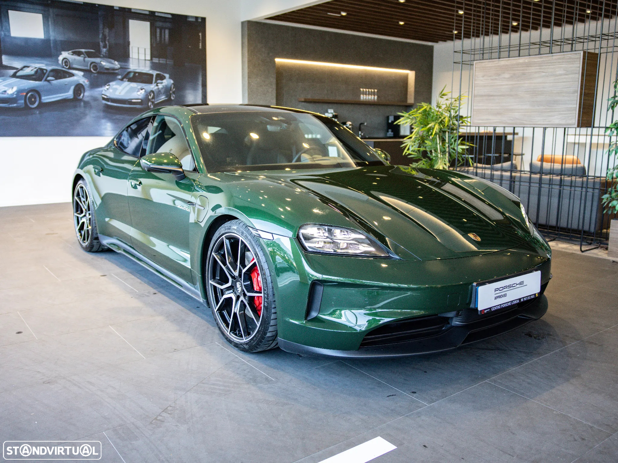 Porsche Taycan 4S - 7