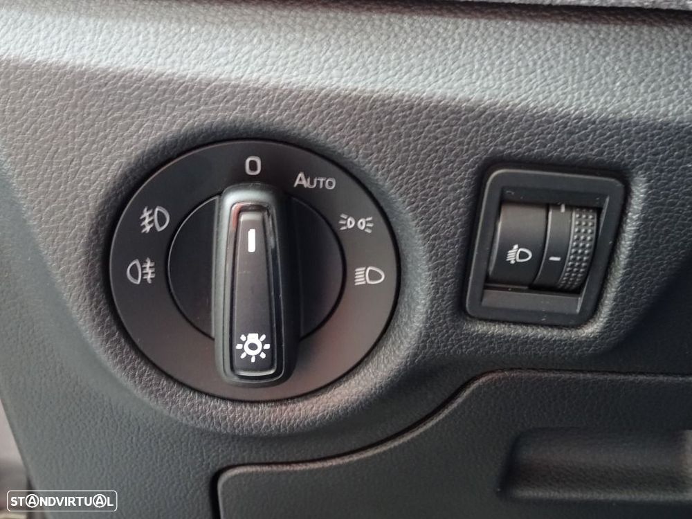 Skoda Kamiq 1.0 TSI DSG - 11