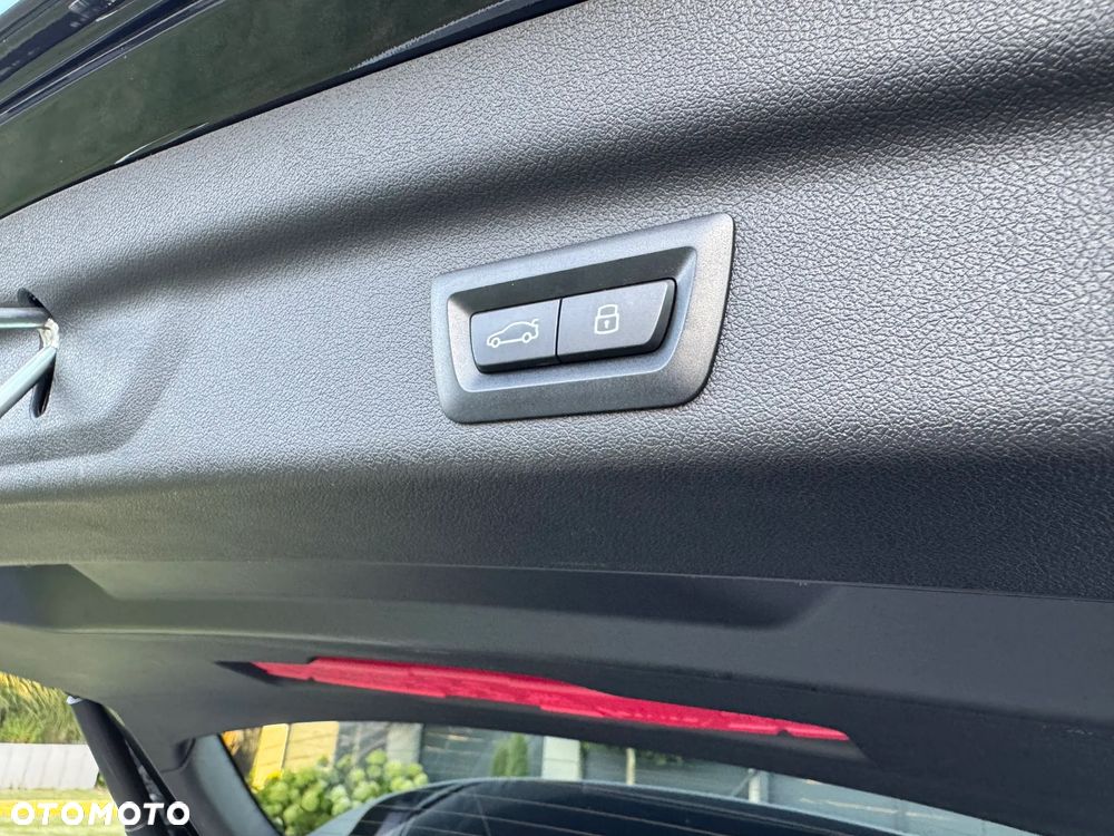 BMW Seria 2 218d Advantage sport - 15
