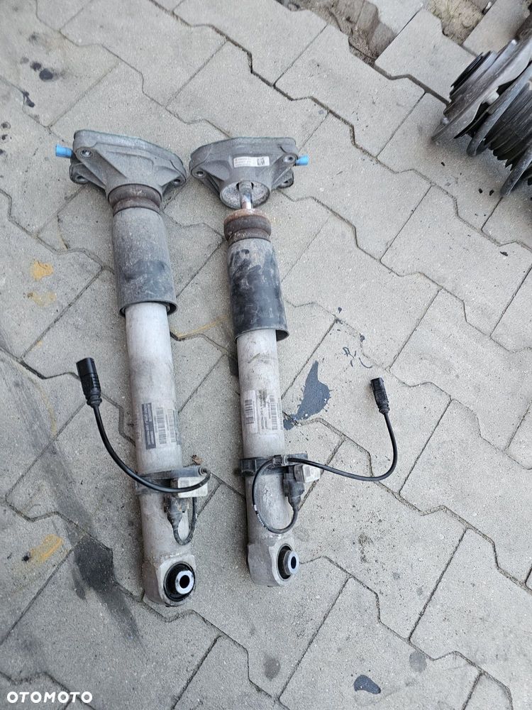 Amortyzatory aktywne zawieszenie edc bmw m3 f80 m4 f82. - 2