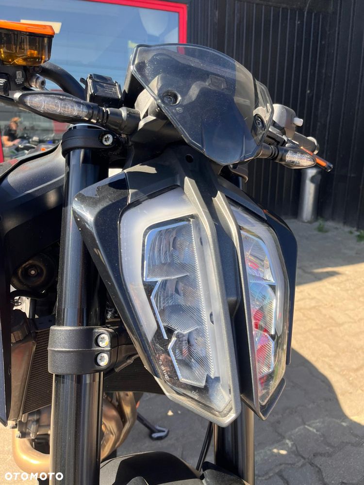 KTM Duke 790 - 8
