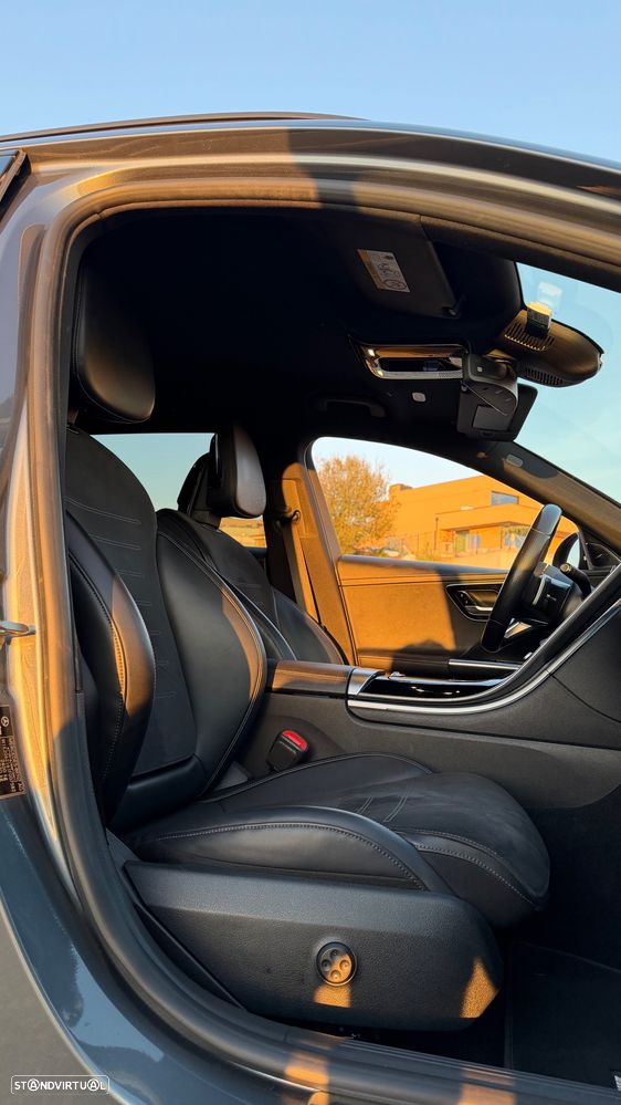 Mercedes-Benz C 220 d AMG Line - 18