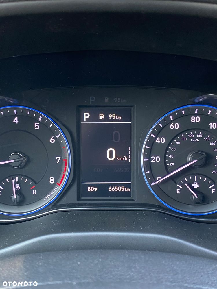 Hyundai Kona - 27