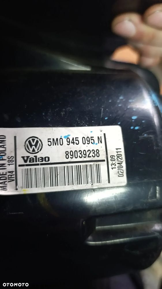 VW GOLF 5 PLUS Lampa tył lewy 5M0945095N Tylna lampa Lewa 5M0 945 095 N - 2
