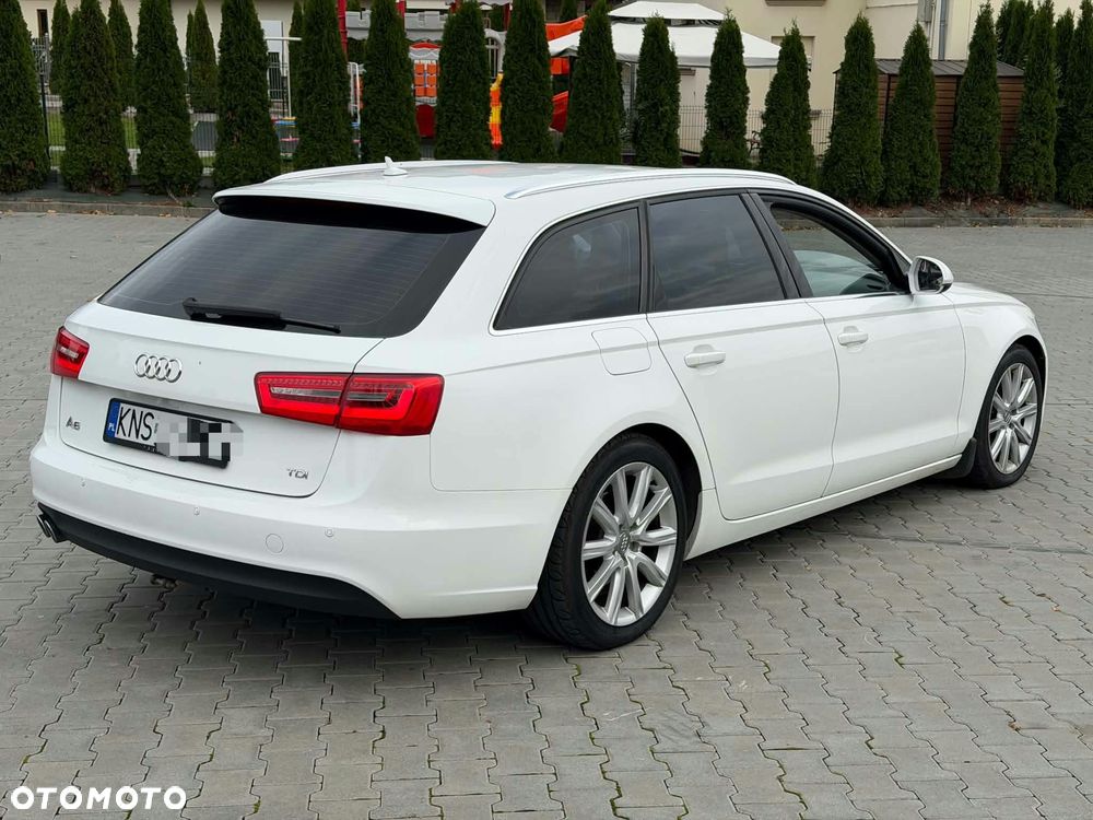 Audi A6 Avant 2012 photo 3